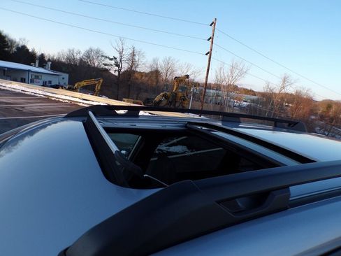 Certified 2025 Subaru Forester Premium image 28