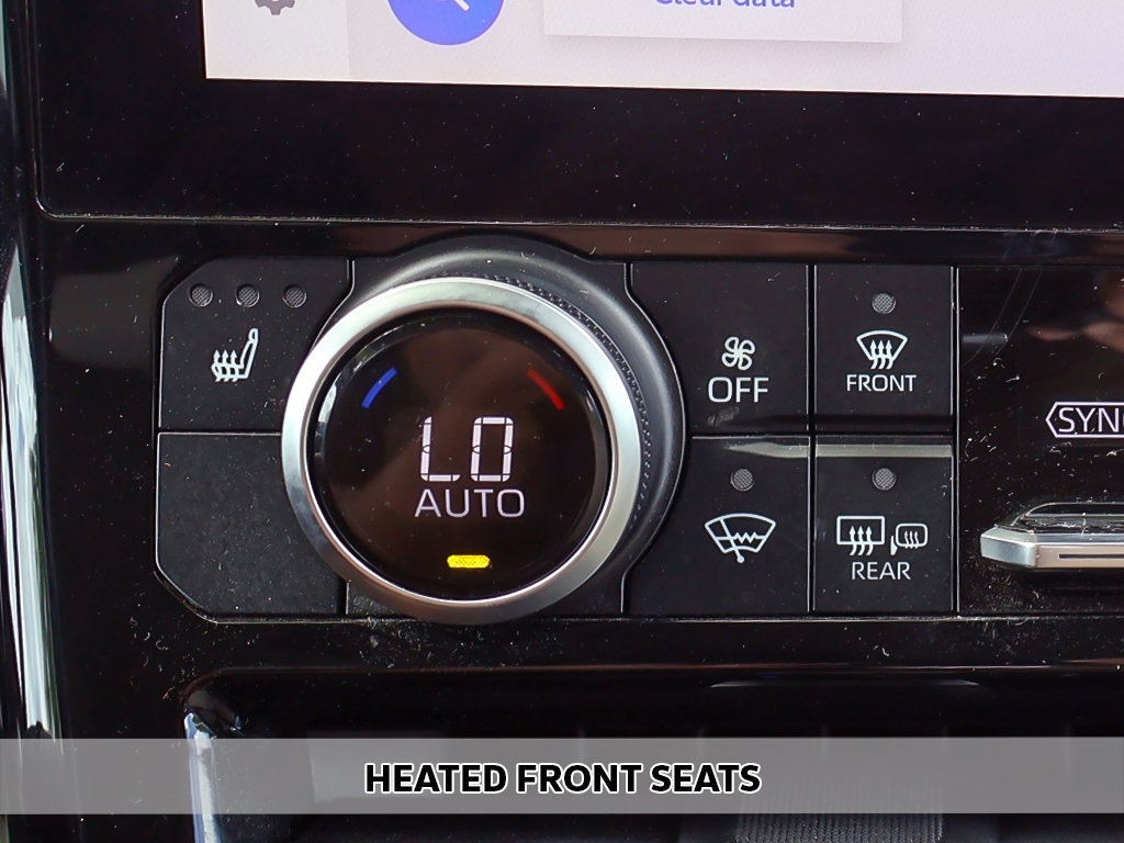 Used 2023 Toyota Highlander XLE FWD image 13