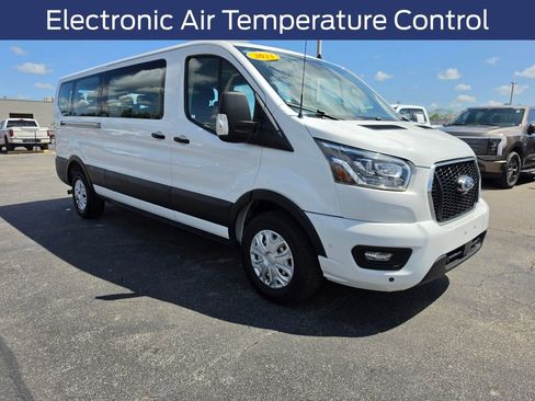 Used 2023 Ford Transit 350 XLT RWD image 6