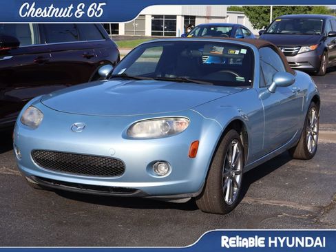 Used 2008 MAZDA MX-5 Miata RWD image 12
