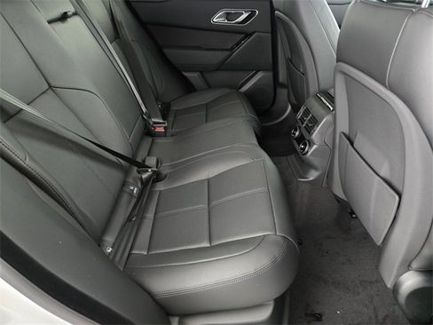 New 2026 Land Rover Range Rover Velar Dynamic SE image 16