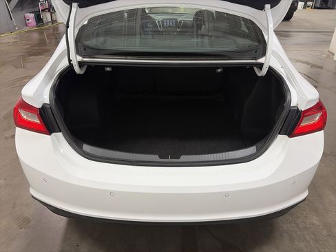 Used 2024 Chevrolet Malibu LT FWD image 28
