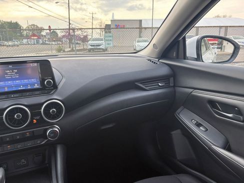 Used 2025 Nissan Sentra S FWD image 33