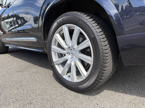 Used 2016 Volvo XC90 T8 Inscription AWD/4WD image 4