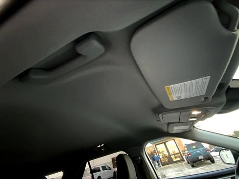 Used 2021 Ford Explorer XLT w/ Class III Trailer Tow Package image 14