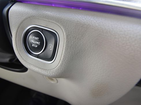 Used 2020 Mercedes-Benz GLE 350 image 16