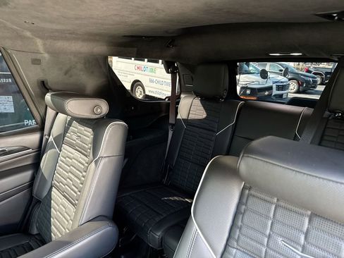 Used 2024 Cadillac Escalade V AWD/4WD image 30