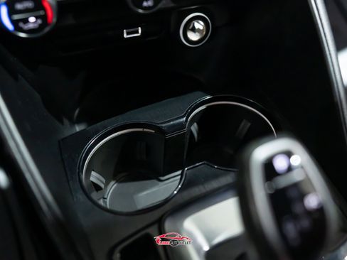 Used 2020 Alfa Romeo Giulia w/ Nero Edizione RWD image 31