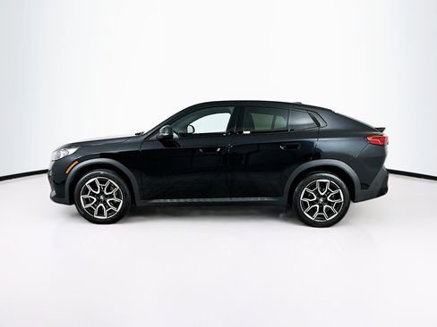 Used 2025 BMW X2 xDrive28i image 4