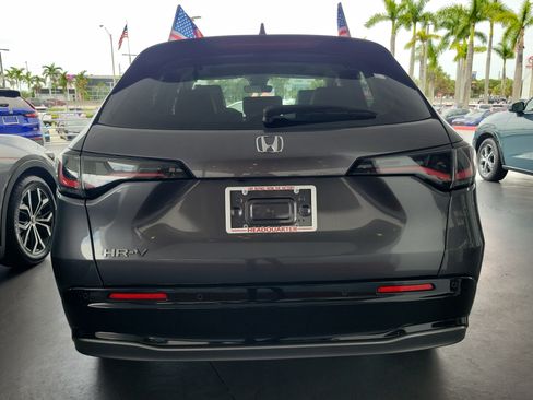Used 2025 Honda HR-V EX-L image 9