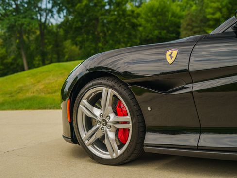 Used 2019 Ferrari Portofino RWD image 84
