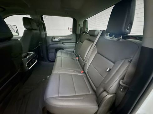 Used 2024 GMC Sierra 1500 SLT w/ SLT Premium Package image 27