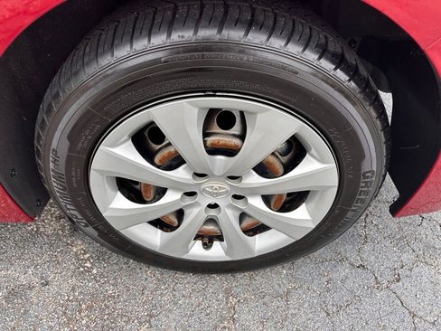 Used 2022 Toyota Corolla LE image 25