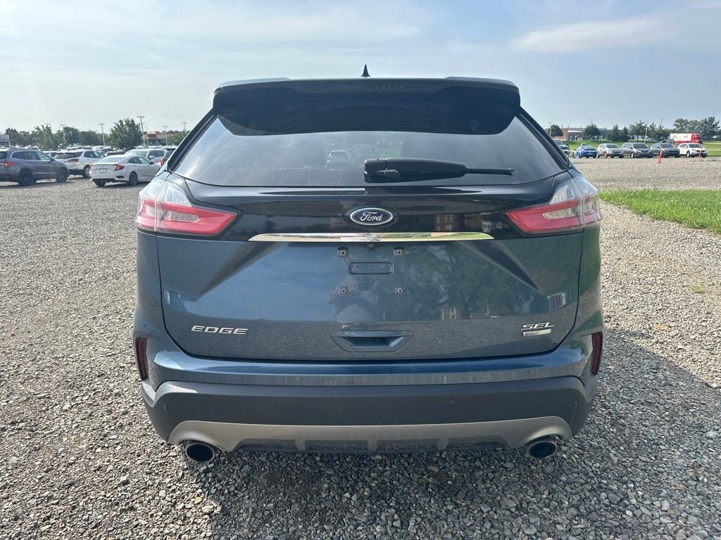 Used 2019 Ford Edge SEL w/ Equipment Group 201A FWD image 9