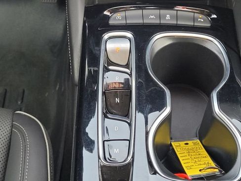 Used 2023 Buick Envision Essence FWD image 19