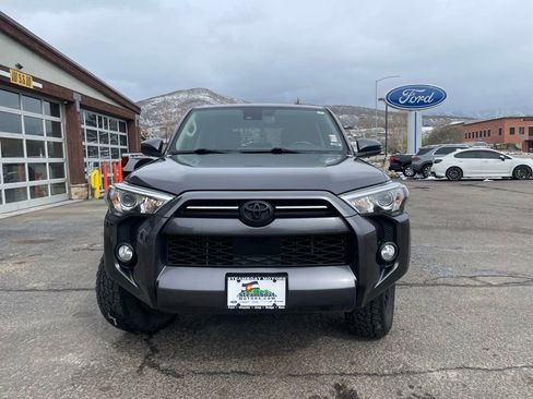 Used 2020 Toyota 4Runner SR5 image 11