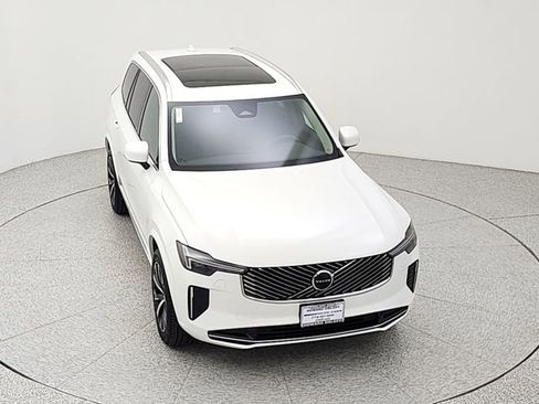 New 2025 Volvo XC90 B6 Core w/ Climate Package AWD/4WD image 14