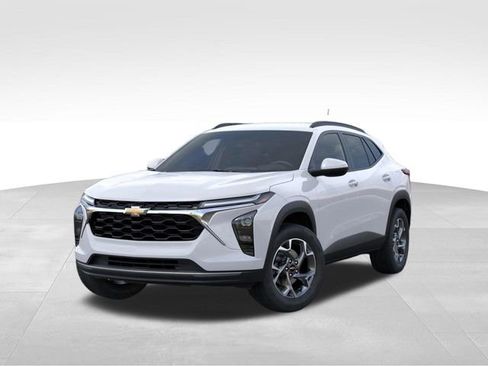 New 2026 Chevrolet Trax LT FWD image 6