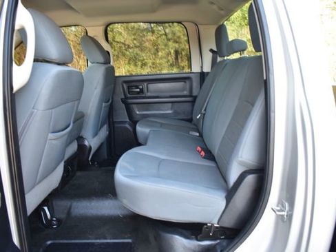 Used 2014 RAM 3500 Tradesman w/ Chrome Appearance Group AWD/4WD image 14