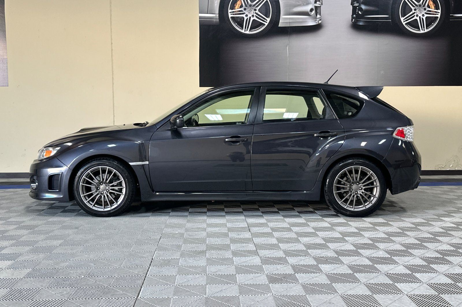 Used 2014 Subaru Impreza WRX Limited AWD/4WD image 7