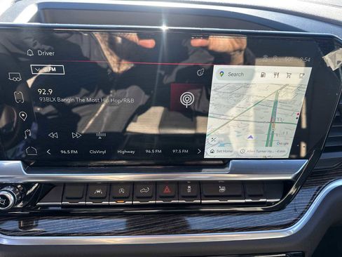 Used 2023 GMC Sierra 1500 SLE image 15