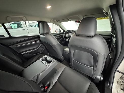Used 2025 MAZDA MAZDA3 s FWD image 25