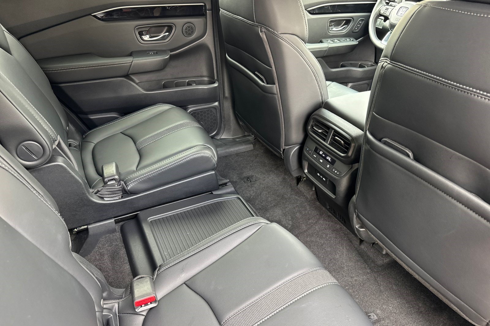 Certified 2024 Honda Pilot EX-L image 32