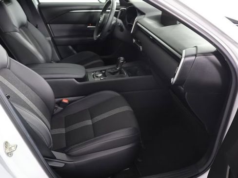 Used 2025 MAZDA CX-50 AWD 2.5 S w/ Preferred Package image 23