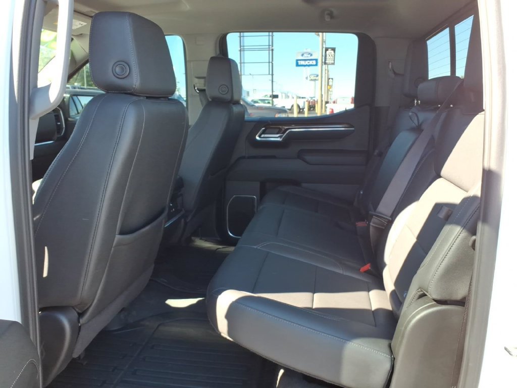 Used 2024 GMC Sierra 1500 Elevation w/ Elevation Premium Package AWD/4WD image 20