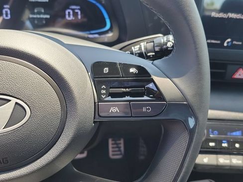 New 2026 Hyundai Elantra SEL Sport FWD image 8