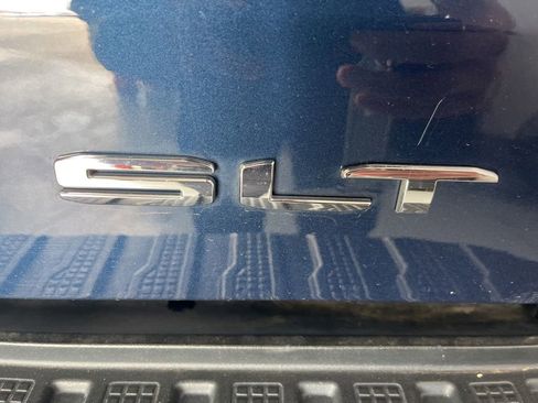 Used 2021 GMC Sierra 1500 SLT w/ SLT Convenience Package AWD/4WD image 44