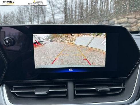 Used 2024 Chevrolet Trax LT image 19