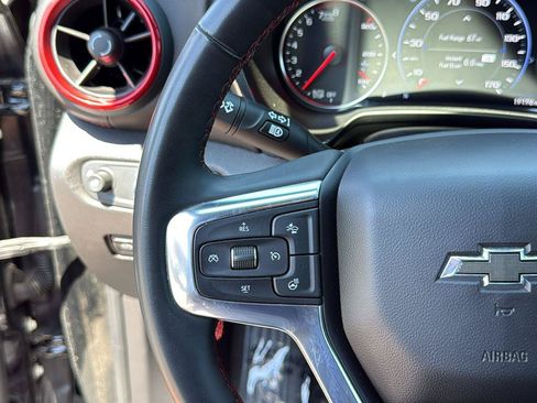 Used 2025 Chevrolet Blazer RS AWD/4WD image 13