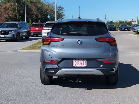 Used 2020 Buick Encore GX Essence image 4