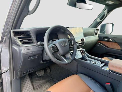 New 2026 Lexus GX 550 image 28