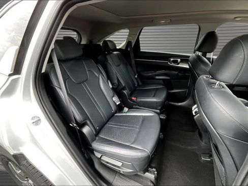 Used 2021 Kia Sorento EX FWD image 25