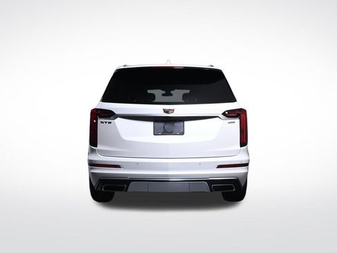 Used 2024 Cadillac XT6 Premium Luxury FWD image 4