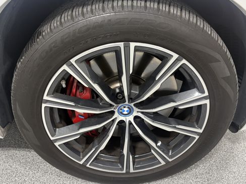 Certified 2024 BMW X5 xDrive50e w/ Executive Package AWD/4WD image 15