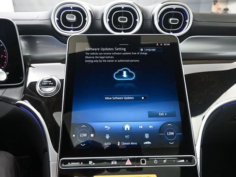 New 2026 Mercedes-Benz GLC 300 image 11
