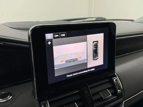 Used 2019 Lincoln Navigator L Select w/ Cargo Package AWD/4WD image 31