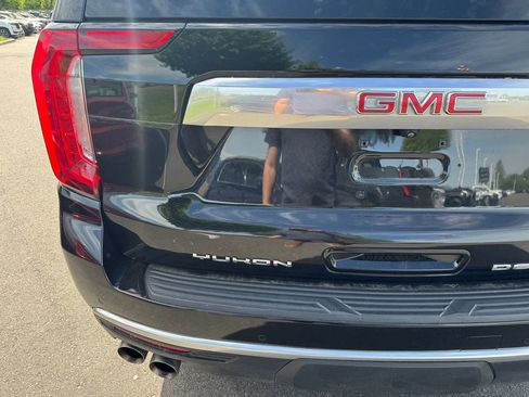 Used 2023 GMC Yukon Denali AWD/4WD image 41
