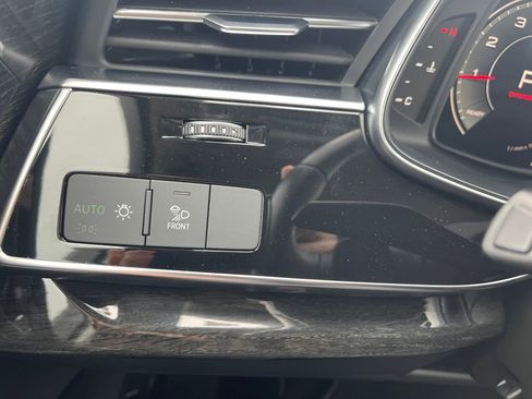 Used 2024 Audi Q7 2.0T Premium Plus image 21