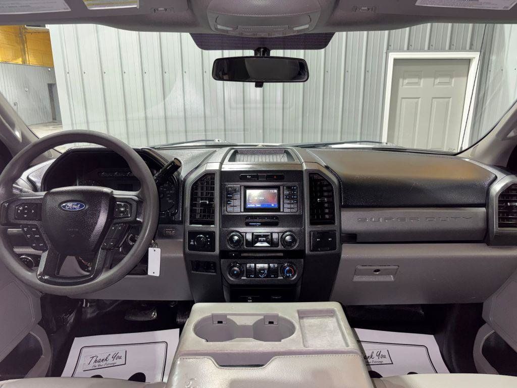Used 2017 Ford F250 XL w/ Power Equipment Group AWD/4WD image 17