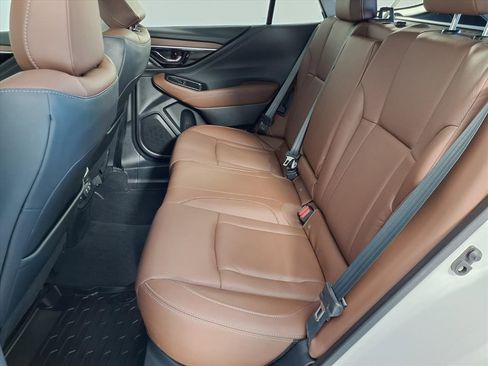 Used 2020 Subaru Outback Touring w/ Popular Package #2 image 17