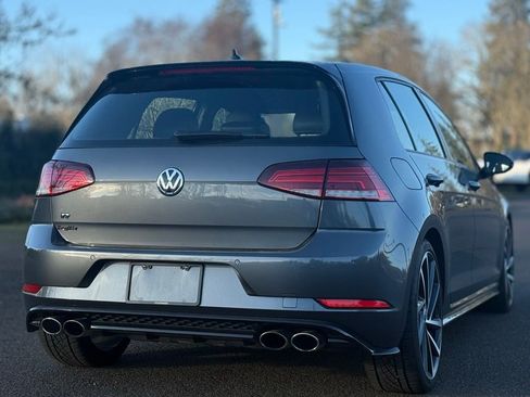 Used 2018 Volkswagen Golf R 4-Door image 5