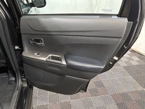 Used 2024 Mitsubishi Outlander Sport SE image 14