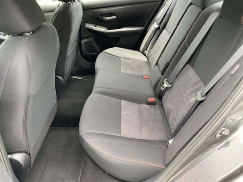 Used 2025 Nissan Sentra SR FWD image 14