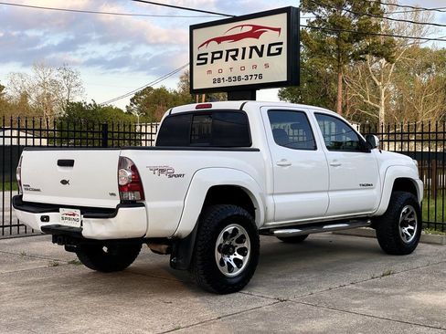 Used 2012 Toyota Tacoma 4x4 Double Cab w/ TRD Sport Pkg image 7