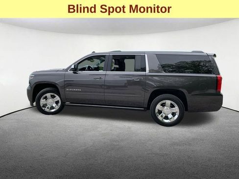 Used 2018 Chevrolet Suburban Premier AWD/4WD image 7