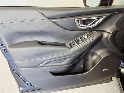 Used 2021 Subaru Forester Limited image 15